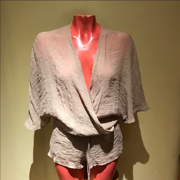 Honey Punch Pants - HONEY PUNCH Light Tan/Gray Gauze Shorts Romper Sm
